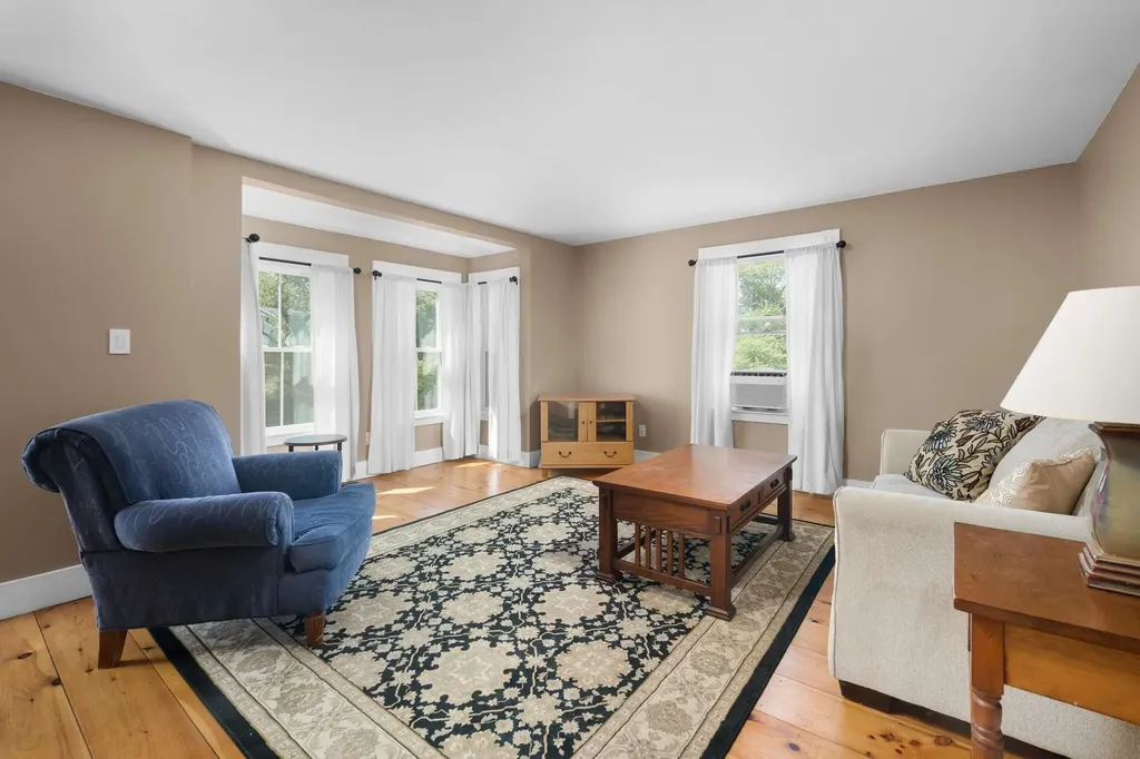 5 Hoyts Island Lane Kittery ME 03905