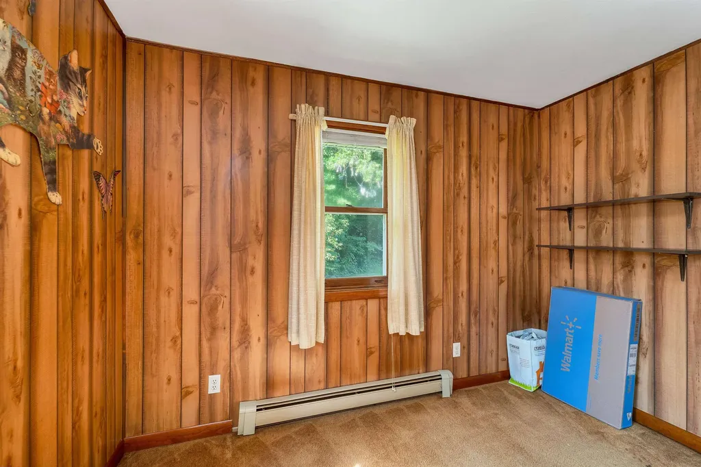 23 Merrimac Street Laconia NH 03246