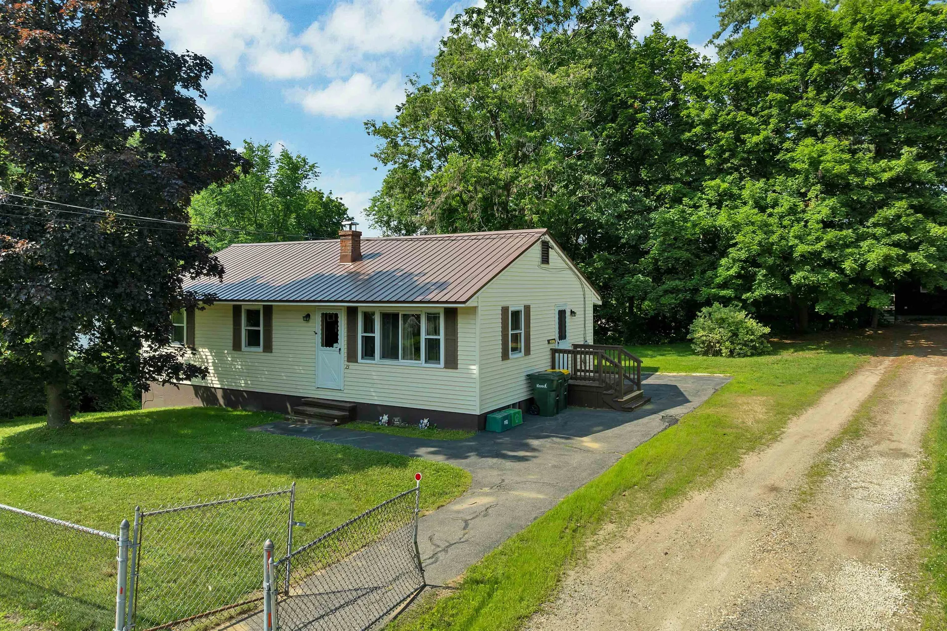 23 Merrimac Street Laconia NH 03246