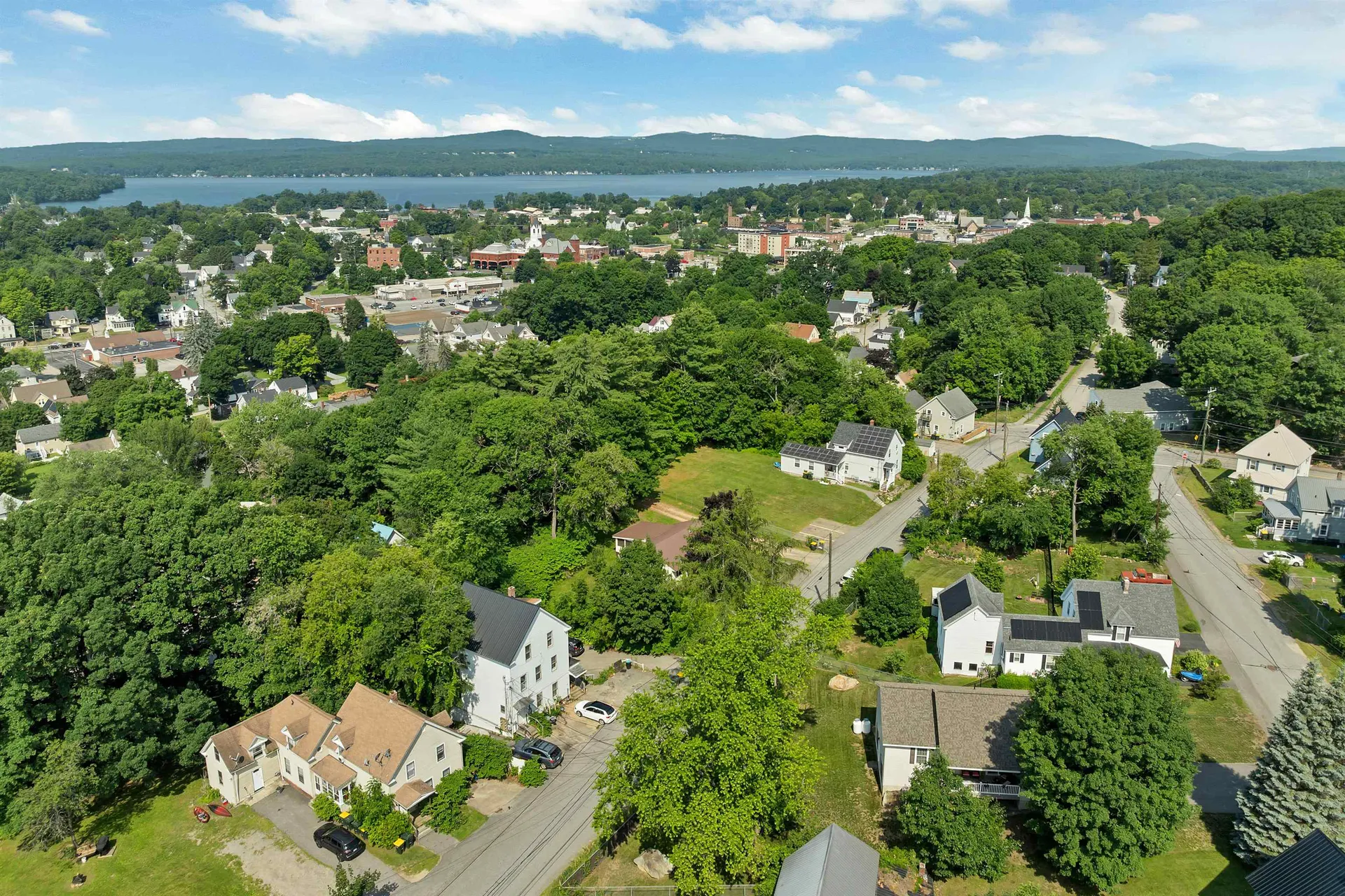 23 Merrimac Street Laconia NH 03246