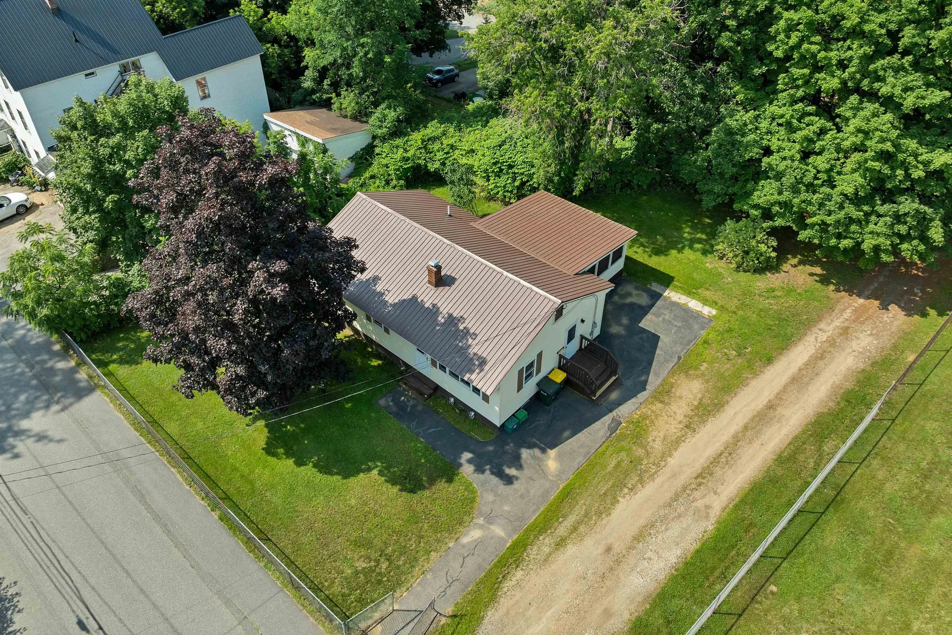 23 Merrimac Street Laconia NH 03246