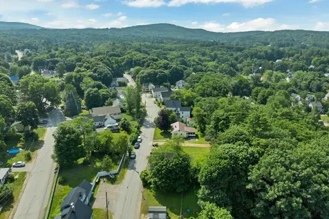 23 Merrimac Street Laconia NH 03246