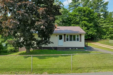 23 Merrimac Street Laconia NH 03246