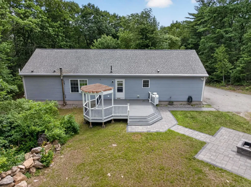 148 Old Wolfeboro Road Alton NH 03809