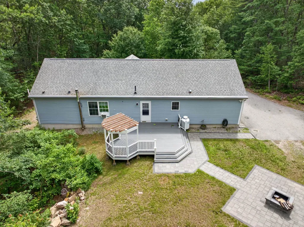 148 Old Wolfeboro Road Alton NH 03809
