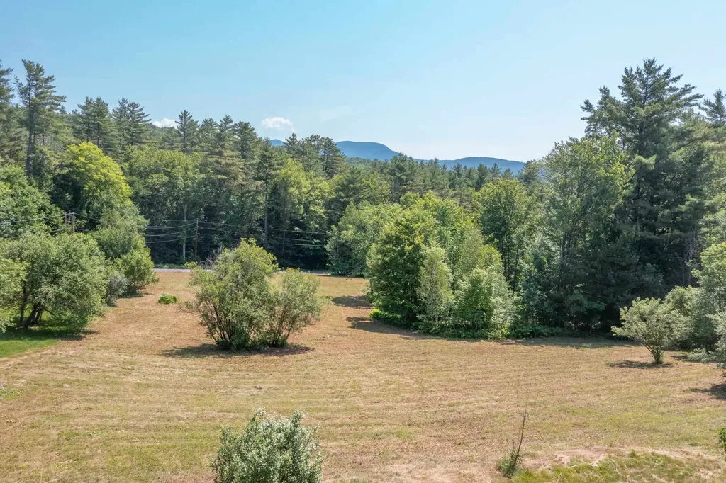 79 Sugar Run Road Thornton NH 03285