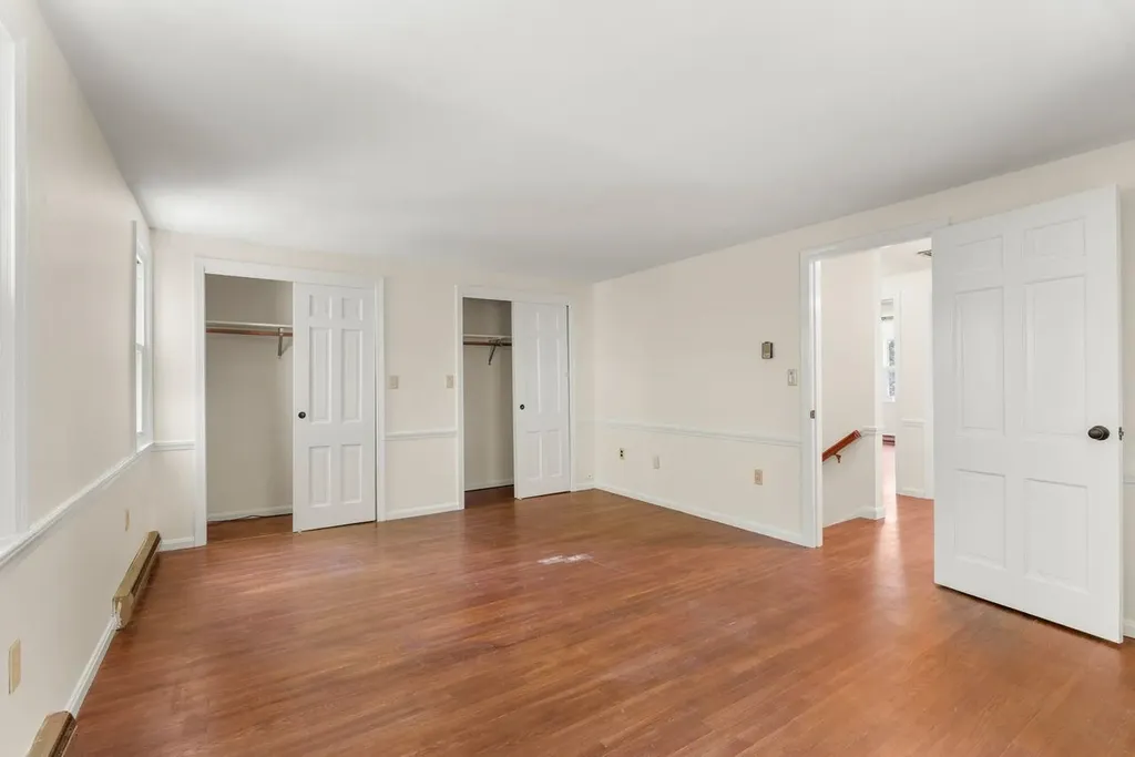 25 Birch Way New Hampton NH 03256