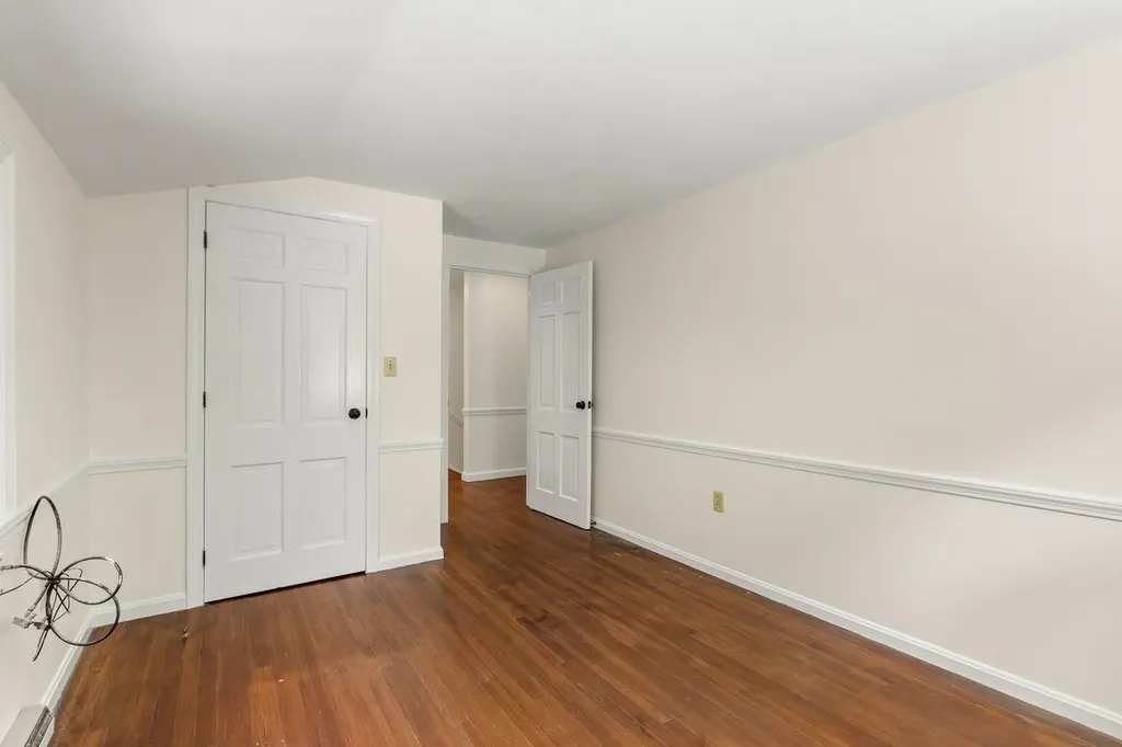 25 Birch Way New Hampton NH 03256