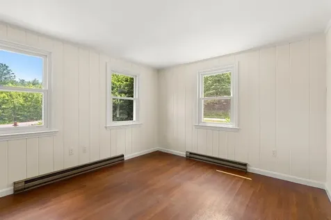 25 Birch Way New Hampton NH 03256