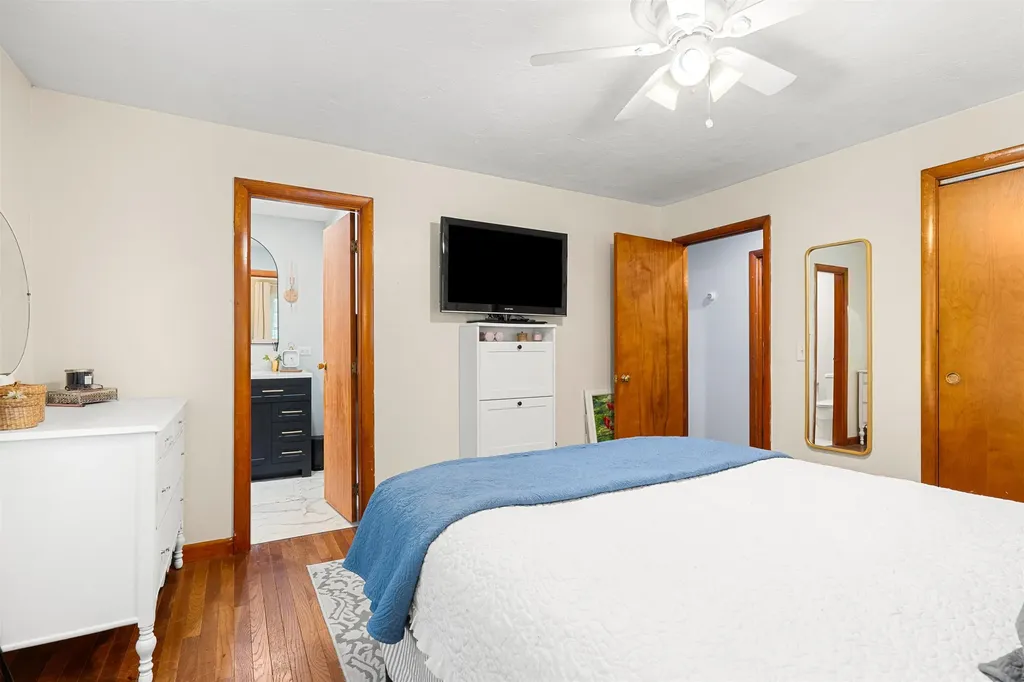 13 Barnard Hill Road Dunbarton NH 03046