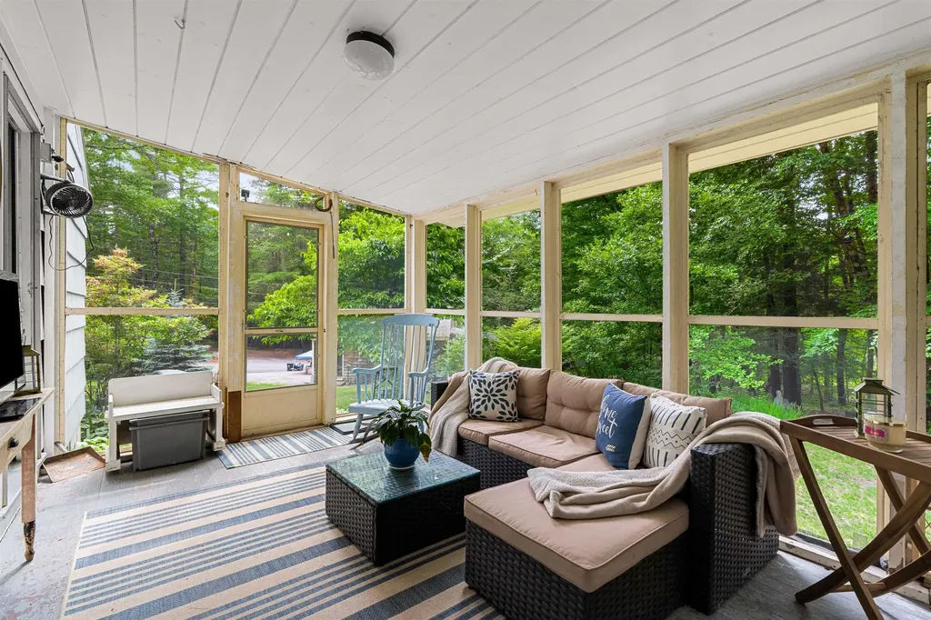 13 Barnard Hill Road Dunbarton NH 03046