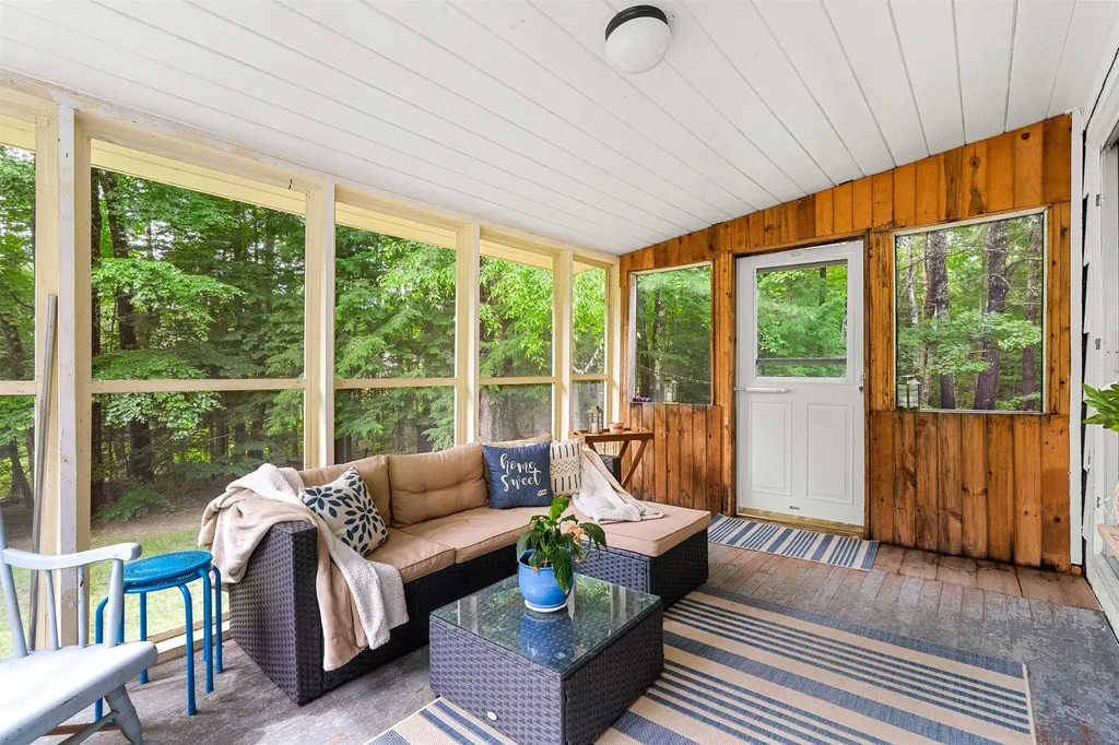 13 Barnard Hill Road Dunbarton NH 03046