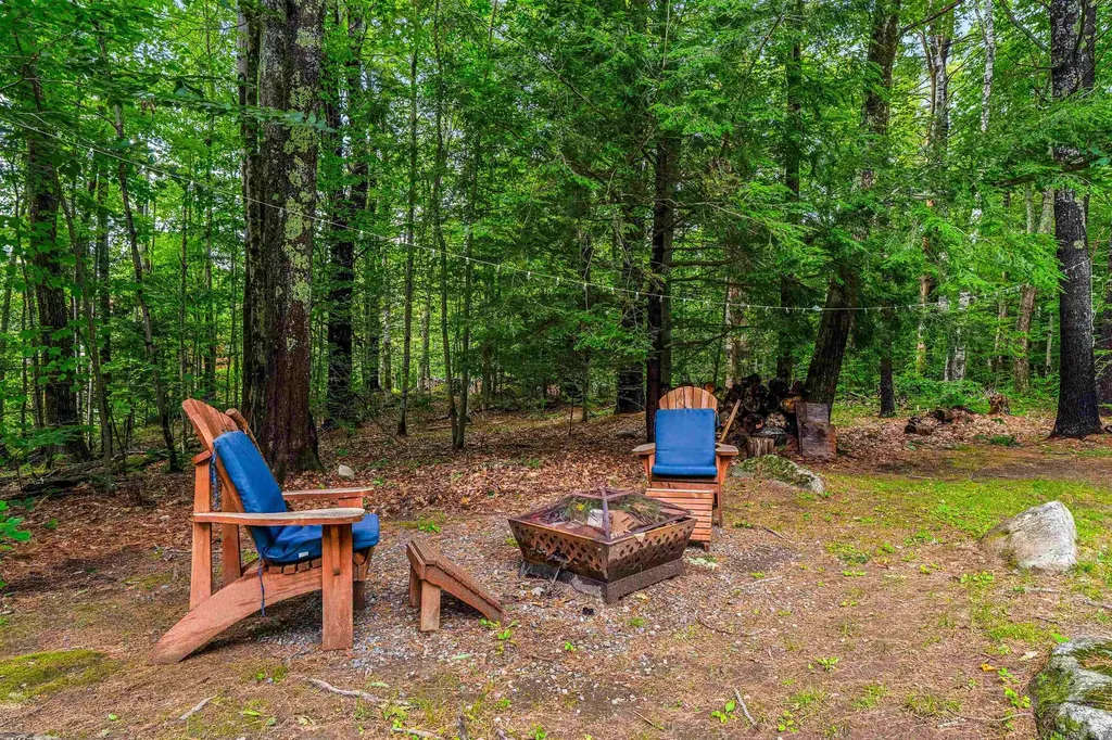 13 Barnard Hill Road Dunbarton NH 03046