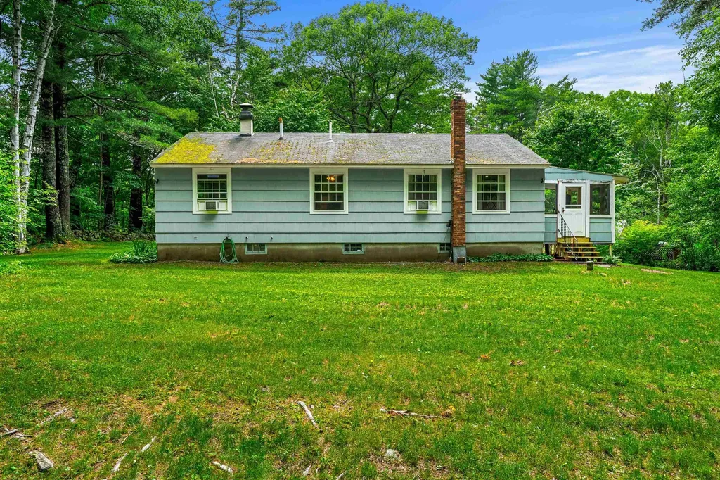 13 Barnard Hill Road Dunbarton NH 03046