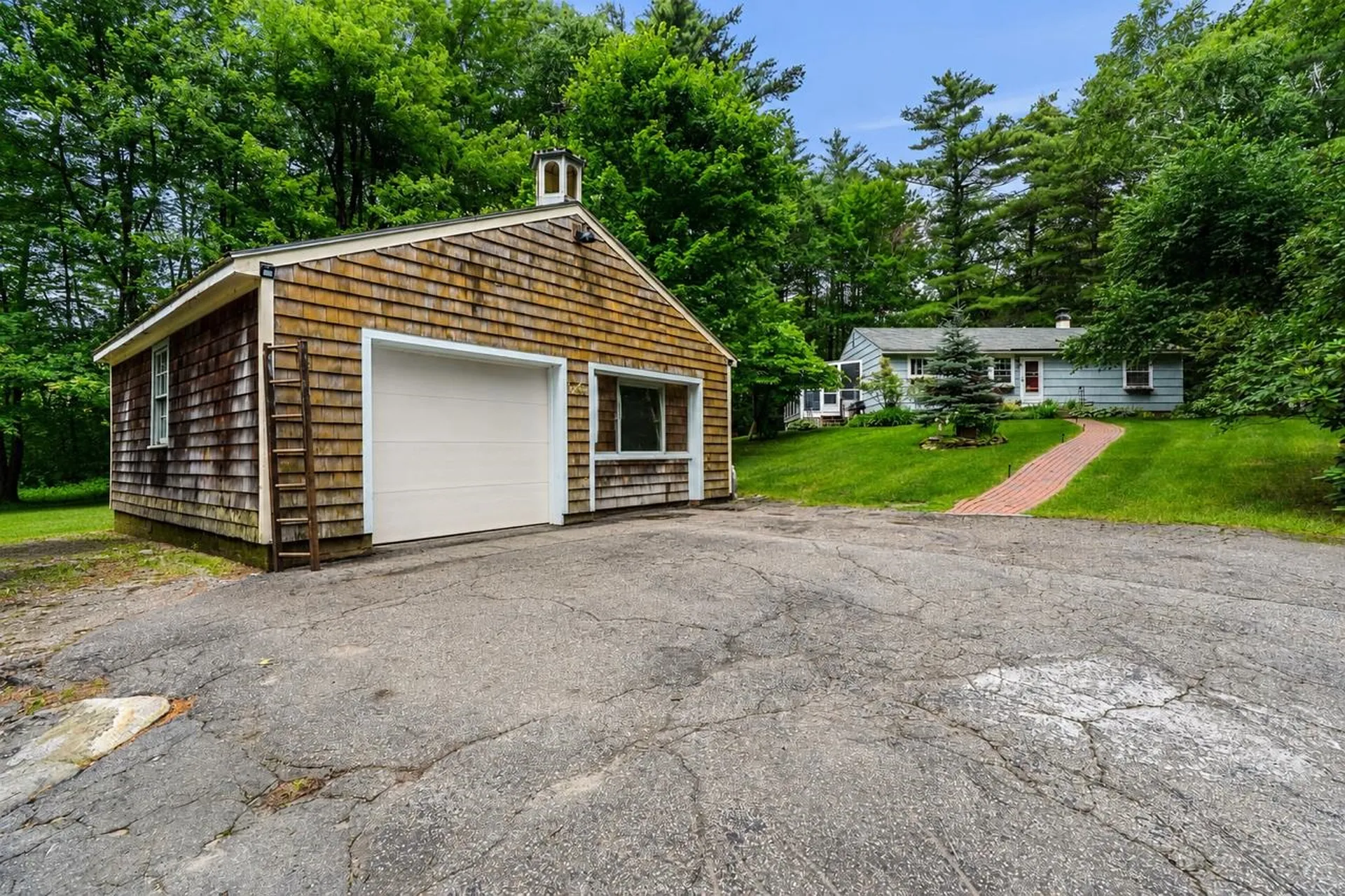 13 Barnard Hill Road Dunbarton NH 03046