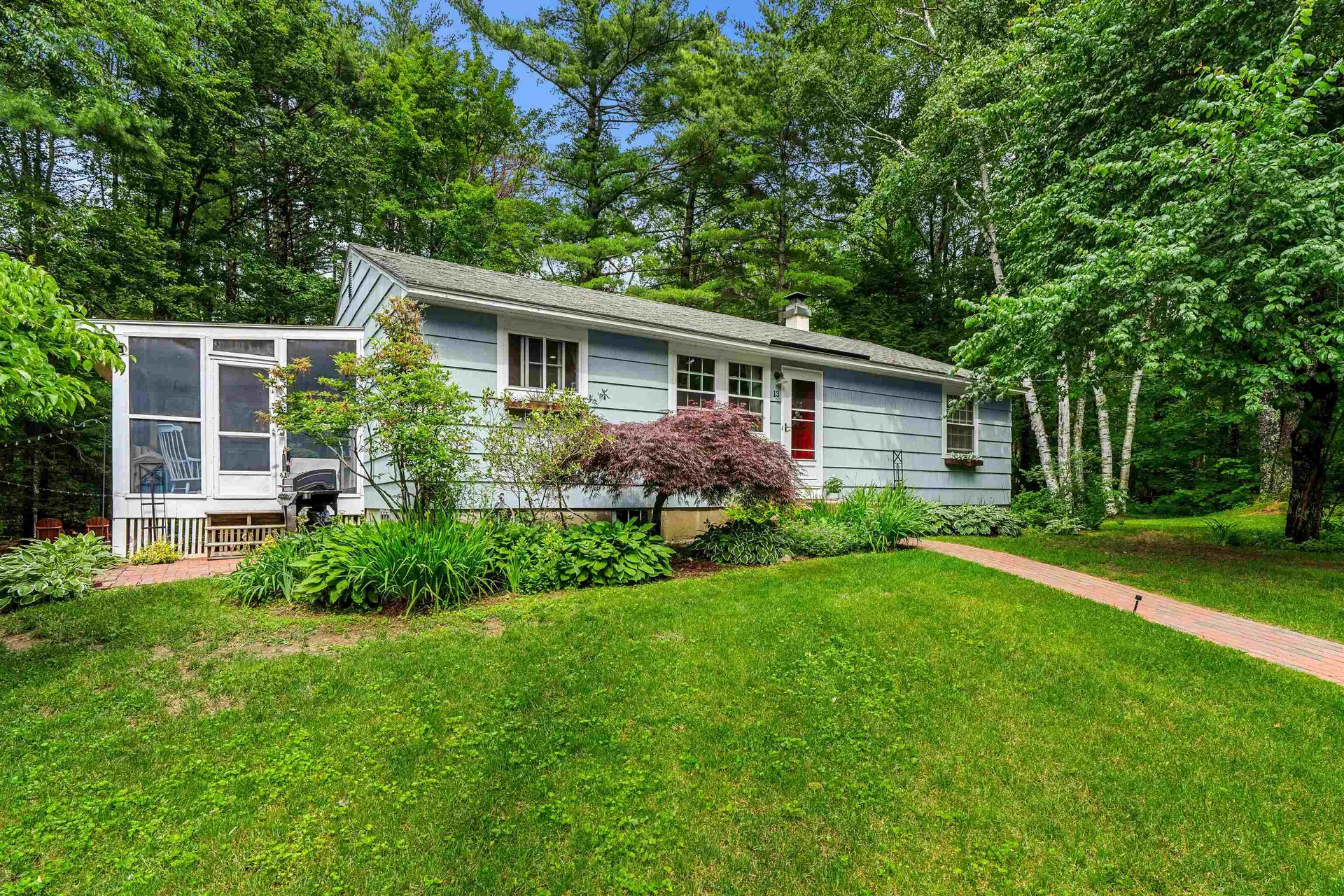 13 Barnard Hill Road Dunbarton NH 03046