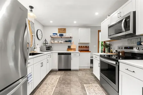 13 Barnard Hill Road Dunbarton NH 03046