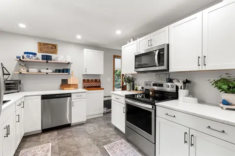 13 Barnard Hill Road Dunbarton NH 03046