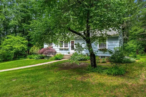 13 Barnard Hill Road Dunbarton NH 03046