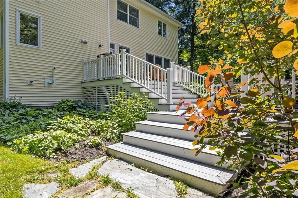 56 Barrett Lane Williston VT 05495