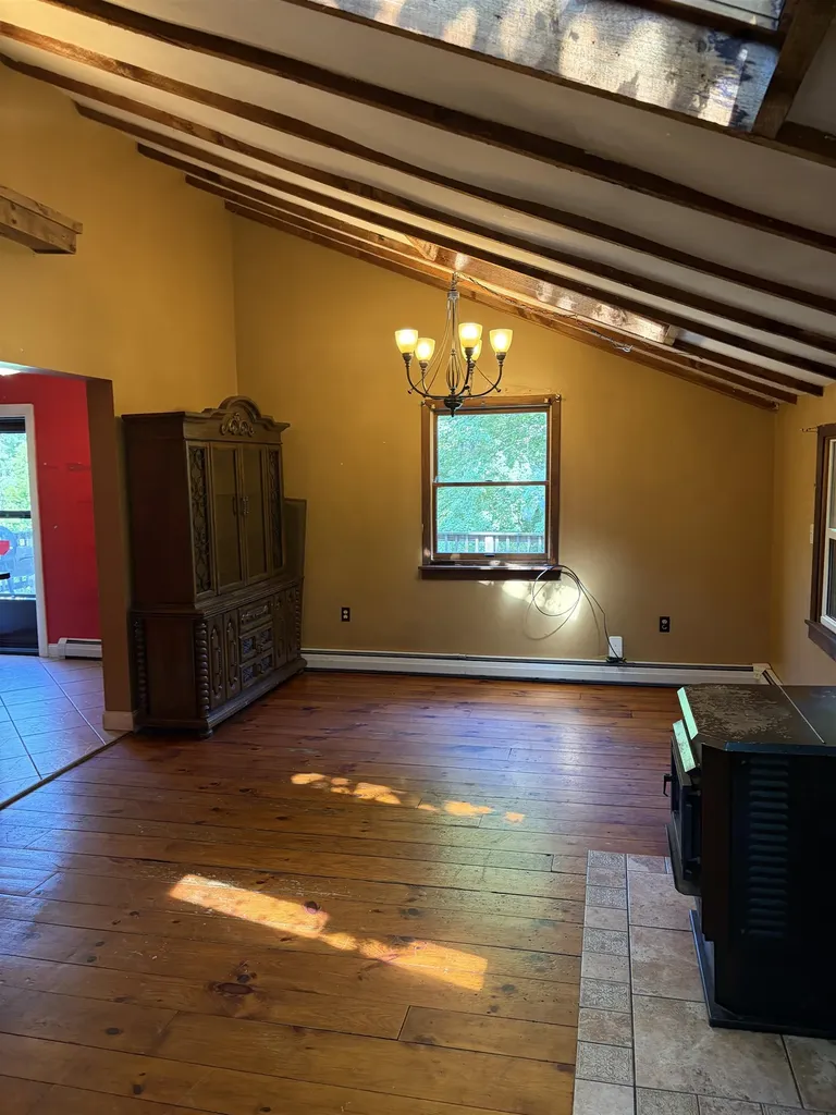 47 Taft Road Swanzey NH 03446