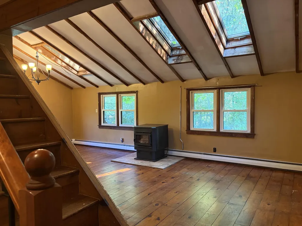 47 Taft Road Swanzey NH 03446