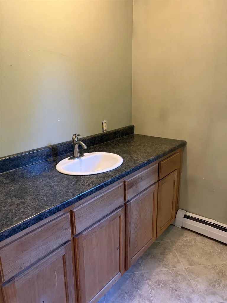 47 Taft Road Swanzey NH 03446