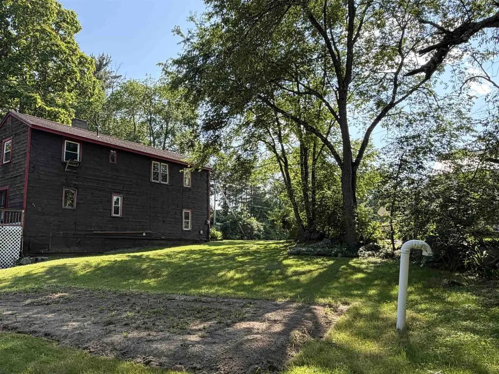 47 Taft Road Swanzey NH 03446