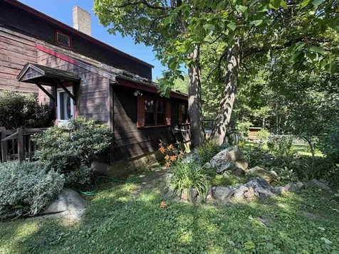 47 Taft Road Swanzey NH 03446