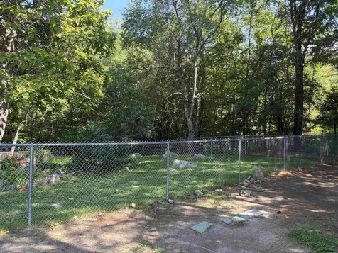 47 Taft Road Swanzey NH 03446