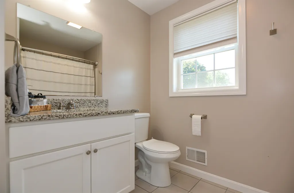 35 Cross Street Allenstown NH 03275