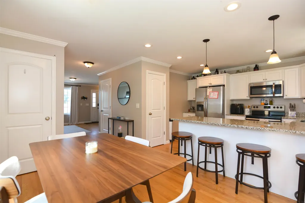 35 Cross Street Allenstown NH 03275