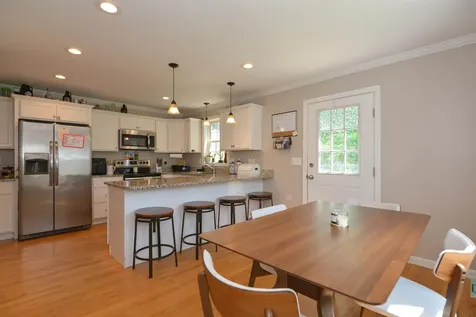 35 Cross Street Allenstown NH 03275