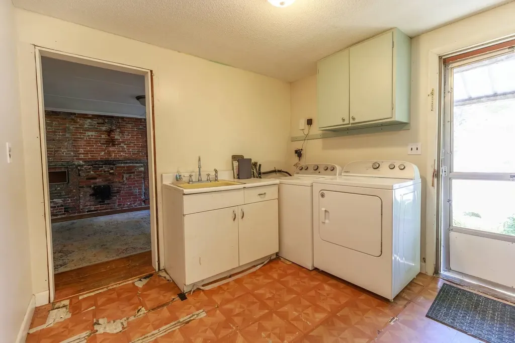 12 Wilder Street Peterborough NH 03458