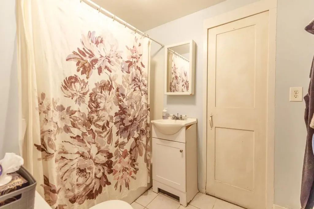 12 Wilder Street Peterborough NH 03458