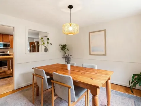 20 Sandalwood Road South Burlington VT 05403