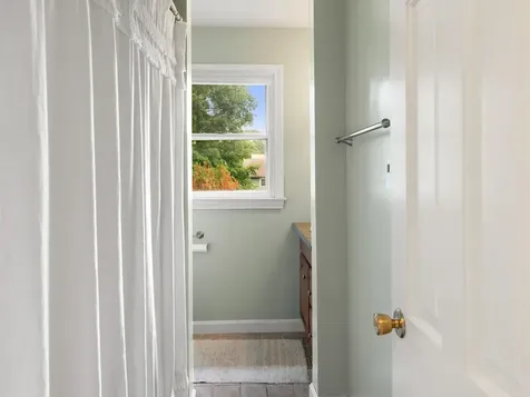 20 Sandalwood Road South Burlington VT 05403