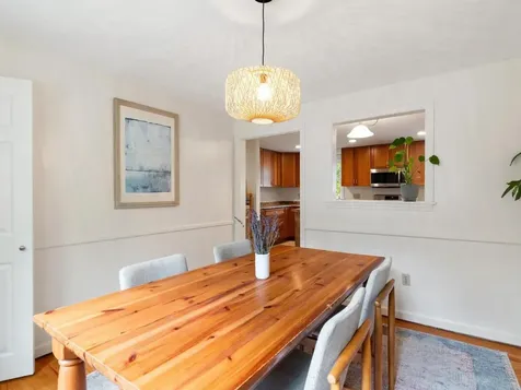 20 Sandalwood Road South Burlington VT 05403