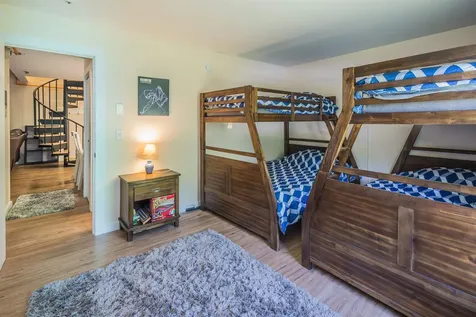 118 Gateway Court Mendon VT 05701