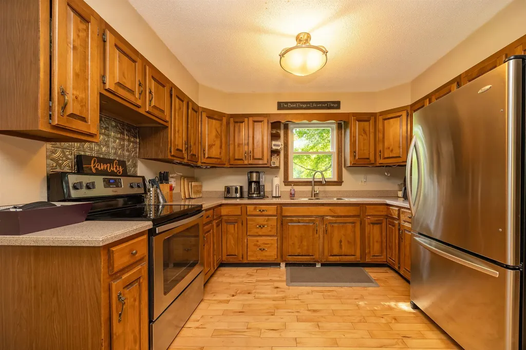 1316 Kittredge Road Danville VT 05828