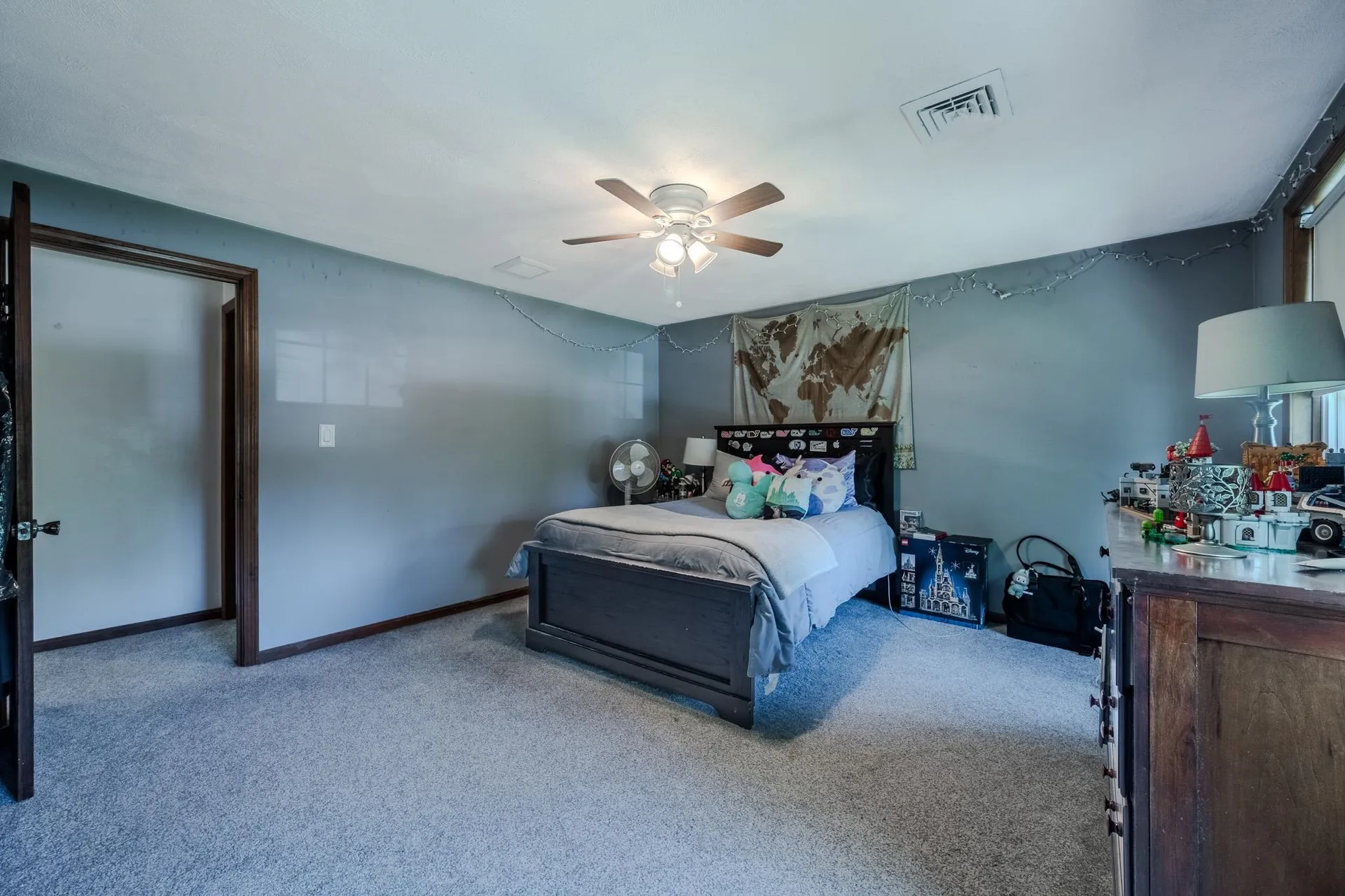 2 Paula Avenue Londonderry NH 03053