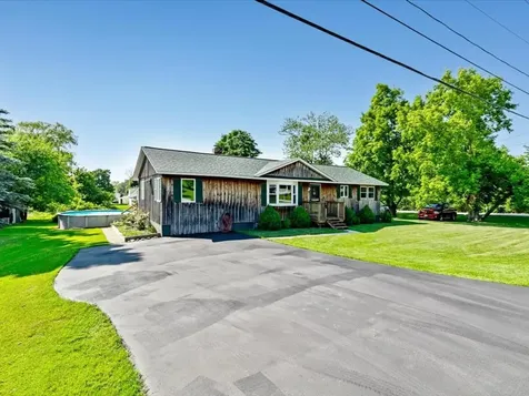 8 Thorpe Avenue Extension St. Albans Town VT 05478