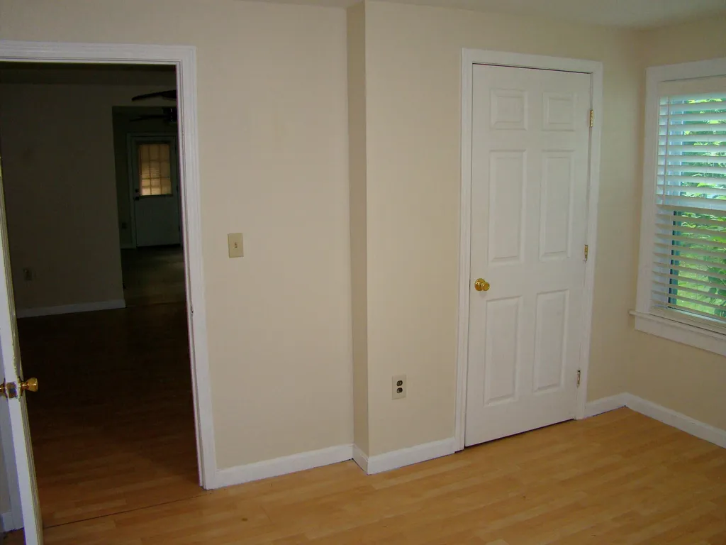 33 Norton Street Nashua NH 03064