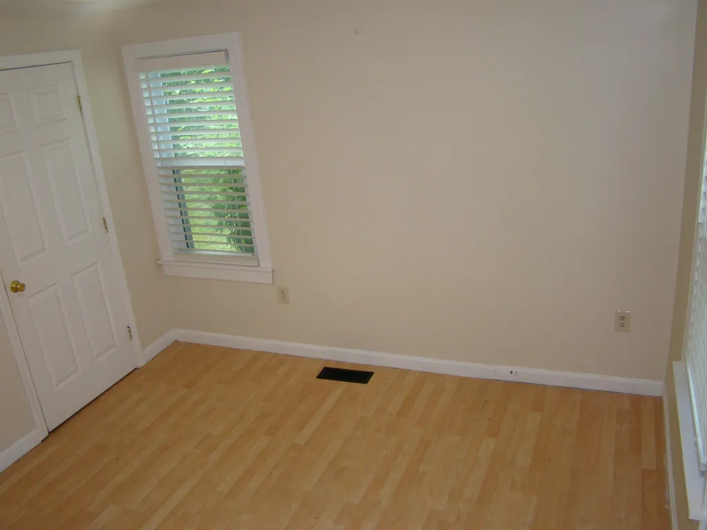 33 Norton Street Nashua NH 03064