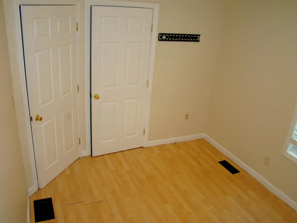 33 Norton Street Nashua NH 03064