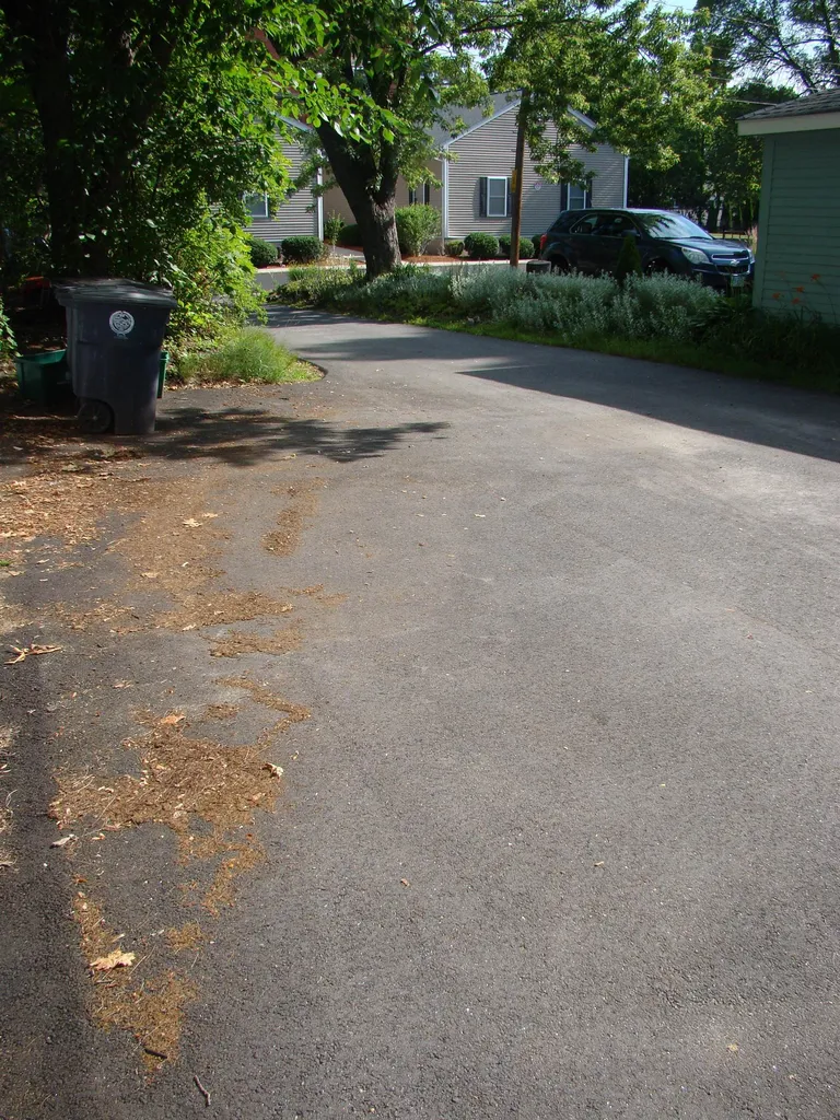 33 Norton Street Nashua NH 03064