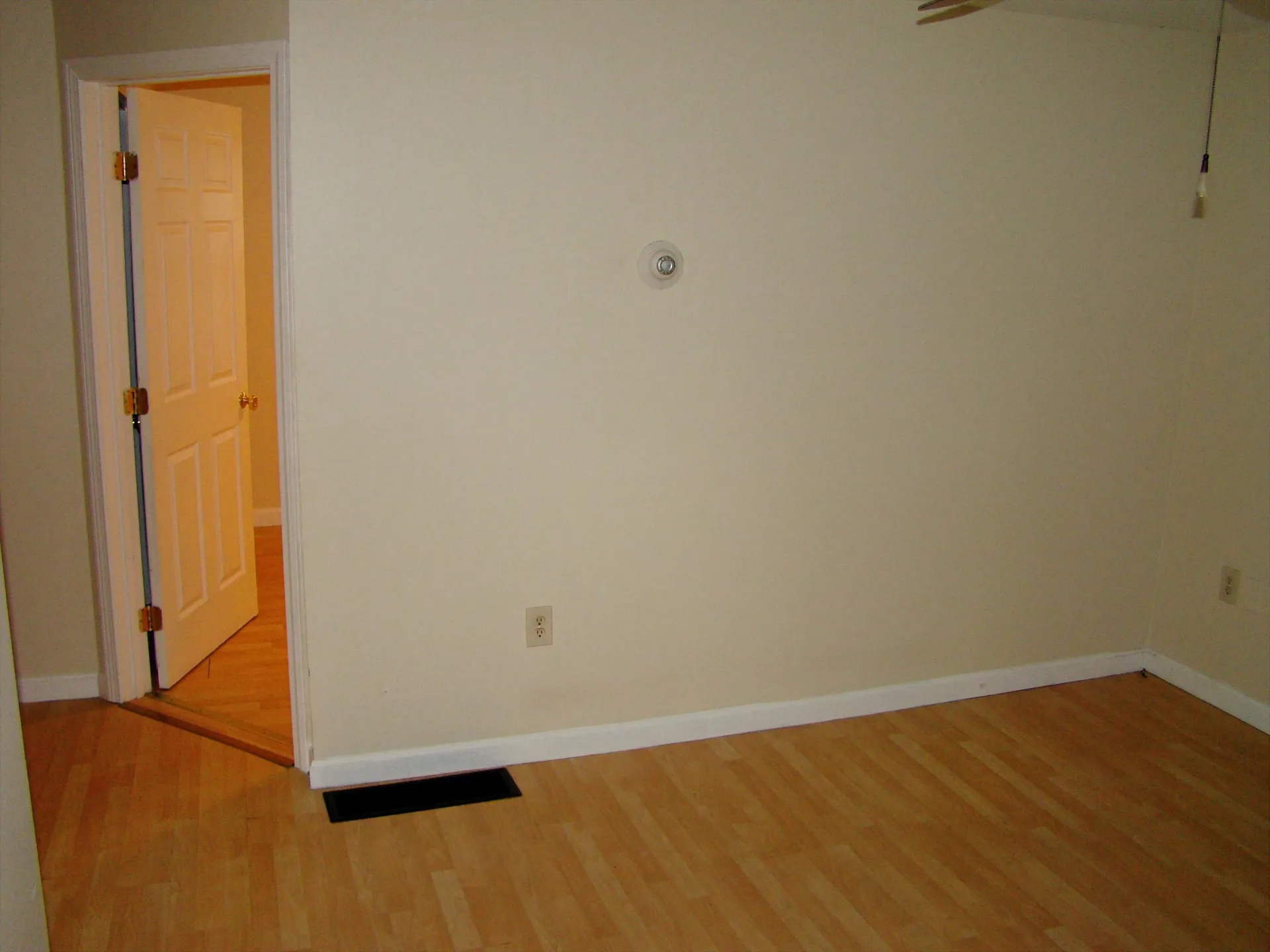 33 Norton Street Nashua NH 03064