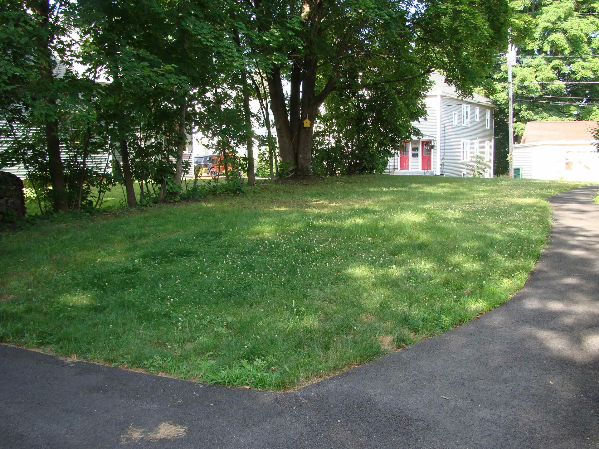 33 Norton Street Nashua NH 03064