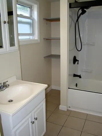 33 Norton Street Nashua NH 03064