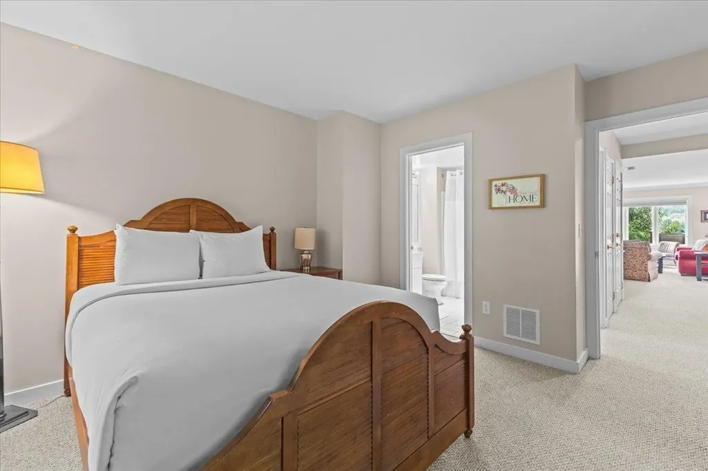 654 Topnotch Drive Stowe VT 05672